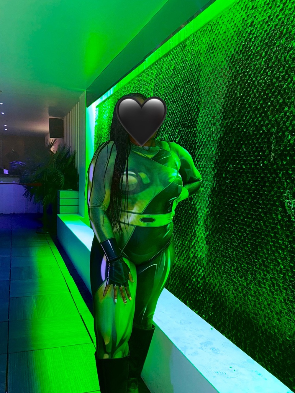Green Abstract Body Art Print - Home Art